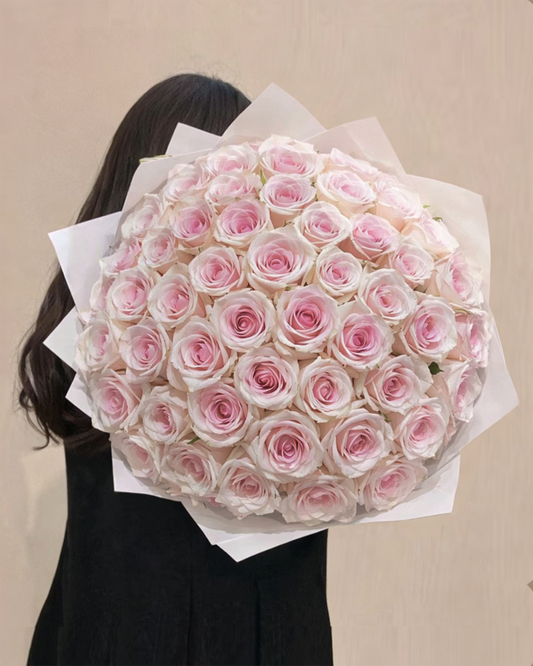 100 Pink Roses