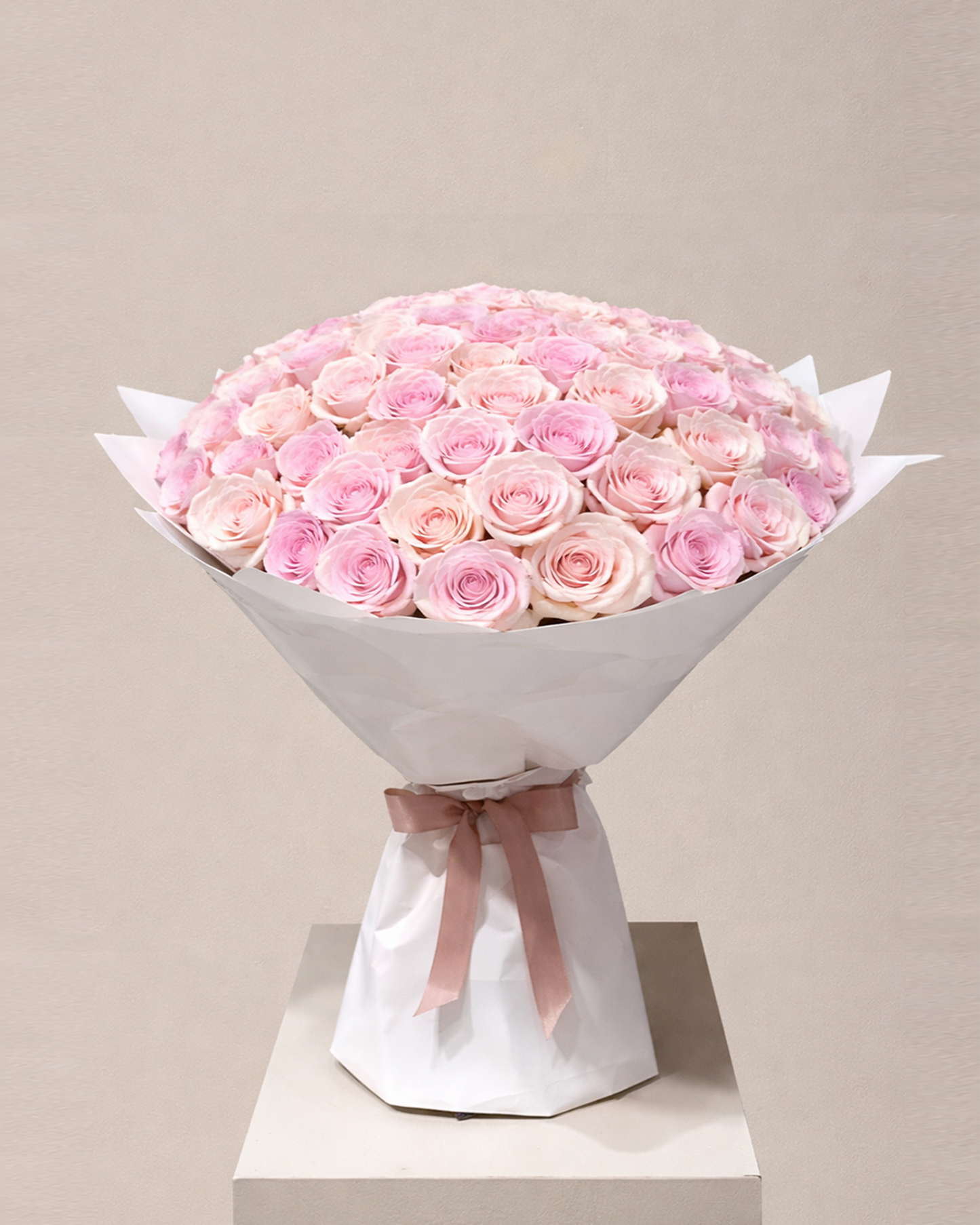 100 Pink Roses